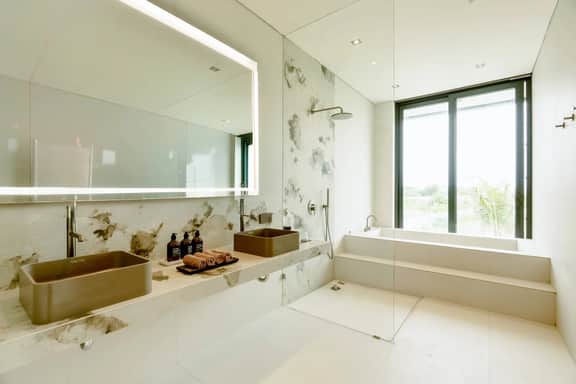 Lux 4BR Indoor Living & Sunken Lounge in Seminyak